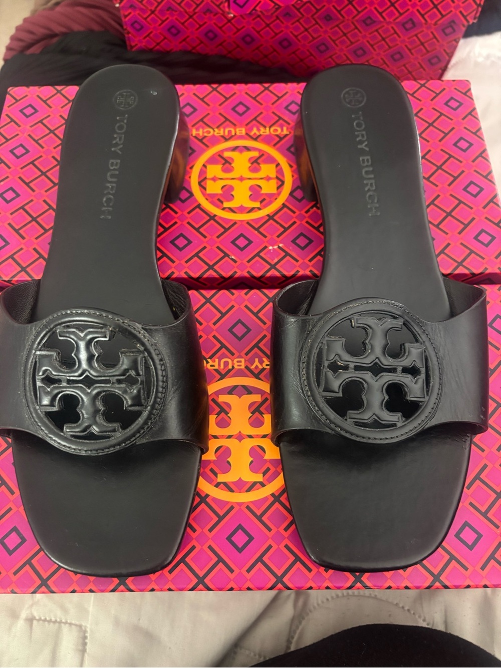 Tory Burch Black Logo Cutout Slide Sandals